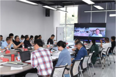 正在哈萨克斯坦里海大学致辞